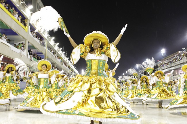 https://www.bookersinternational.com/wp-content/uploads/2011/06/carnival-rio-costume-of-the-school-academicos-do-cubango1.jpg